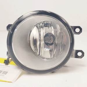 FARO ANTINIEBLA IZQUIERDO 812200D042 TOYOTA AYGO Autodesguaces Alicante