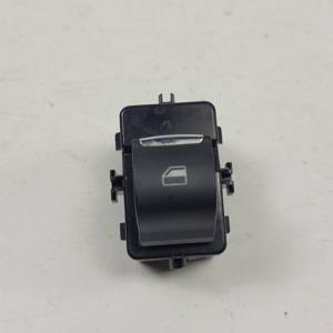 MANDO ELEVALUNAS TRASERO IZQUIERDO DG9T14529ABW FORD ECOSPORT (CR6) Autodesguaces Alicante