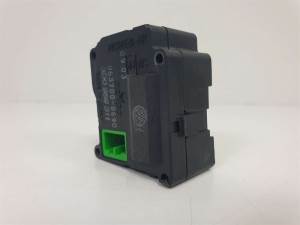 MOTOR APERTURA TRAMPILLAS CLIMATIZADOR 3D0959311 BENTLEY CONTINENTAL GT Autodesguaces Alicante