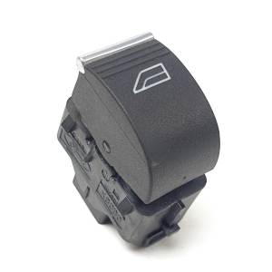 MANDO ELEVALUNAS TRASERO DERECHO F1ET14529AA FORD FOCUS LIM. Autodesguaces Alicante