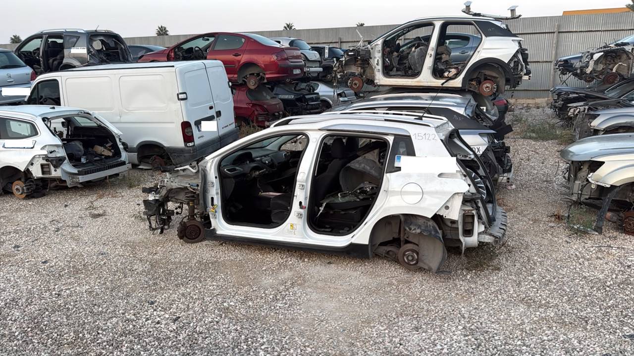 Imagen del vehículo PEUGEOT 2008