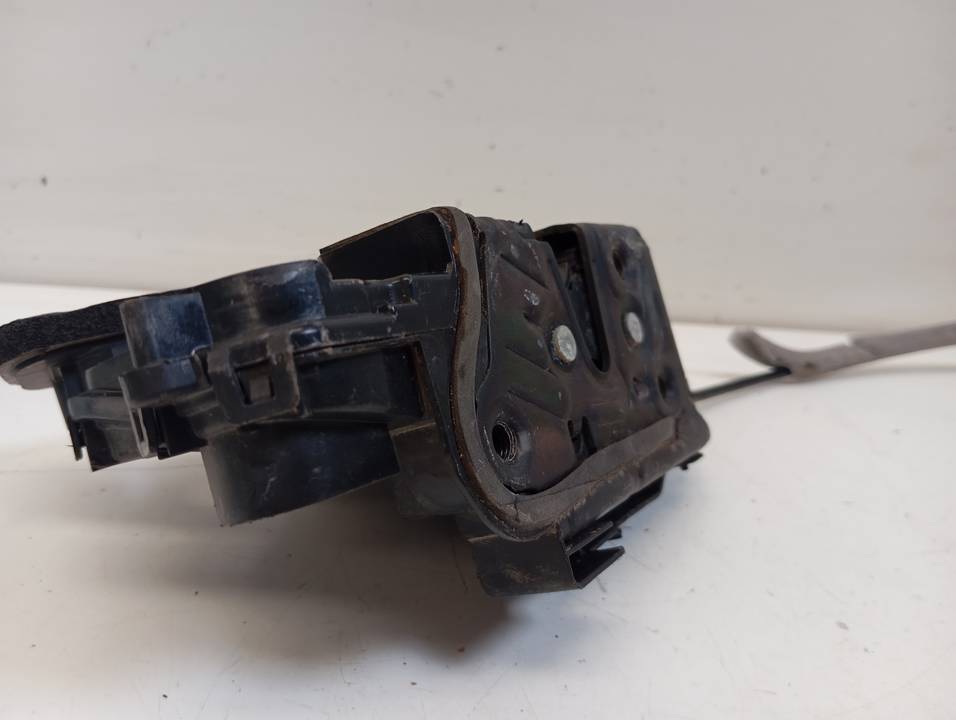 CERRADURA PUERTA DELANTERA DERECHA