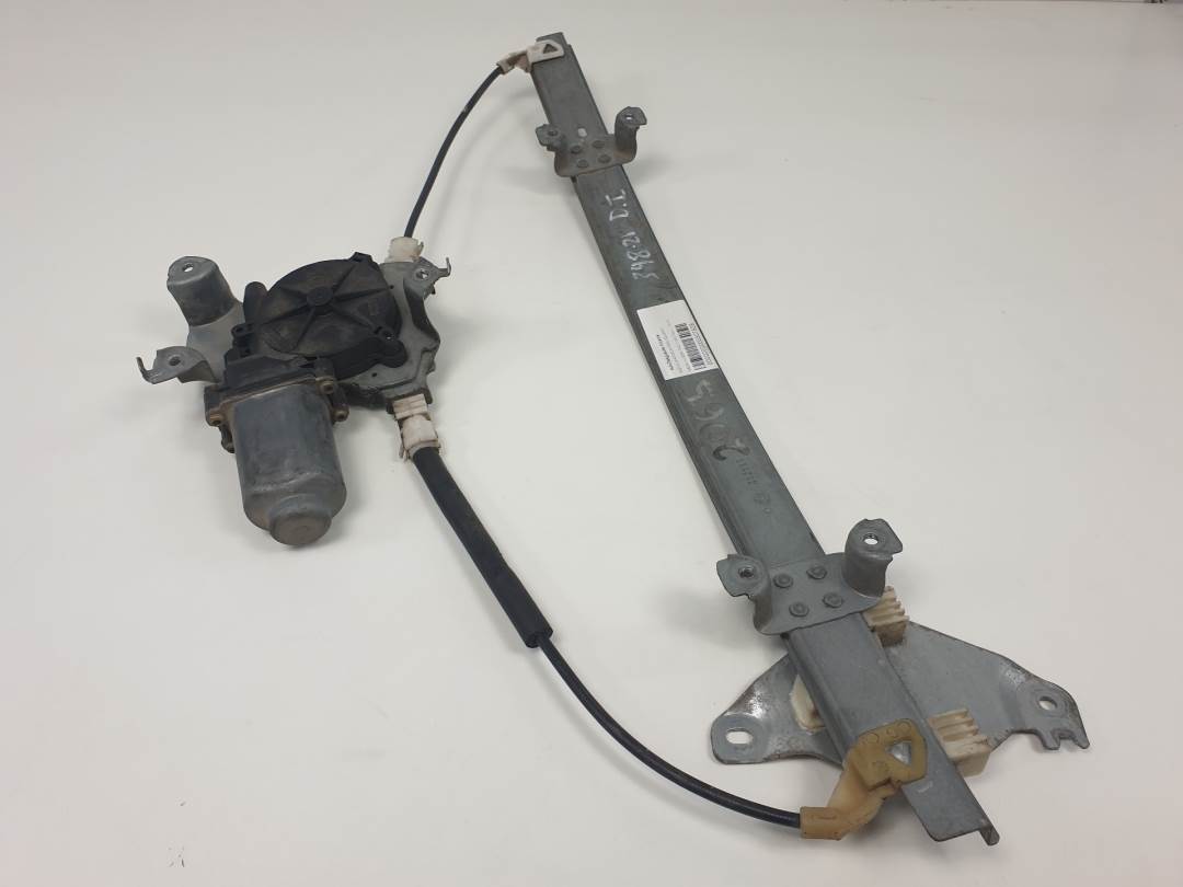 ELEVALUNAS DELANTERO IZQUIERDO - 400601T4 - NISSAN - ALMERA TINO (V10M)