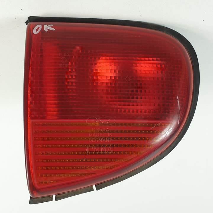 Rückleuchte innen hinten links - 93AG15K258BA - FORD - ESCORT CABRIO