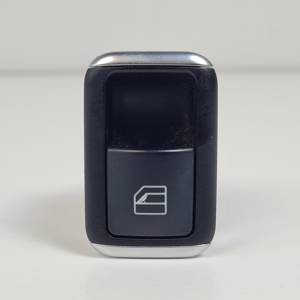 MANDO ELEVALUNAS DELANTERO DERECHO A2049057601 MERCEDES CLASE E (W212) FAMILIAR Autodesguaces Alicante