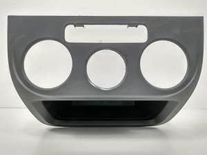 TIRADOR CAPOT 5M0819422 VOLKSWAGEN GOLF PLUS (5M1) Autodesguaces Alicante