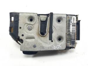 CERRADURA PUERTA TRASERA DERECHA 04589414AE JEEP PATRIOT Autodesguaces Alicante