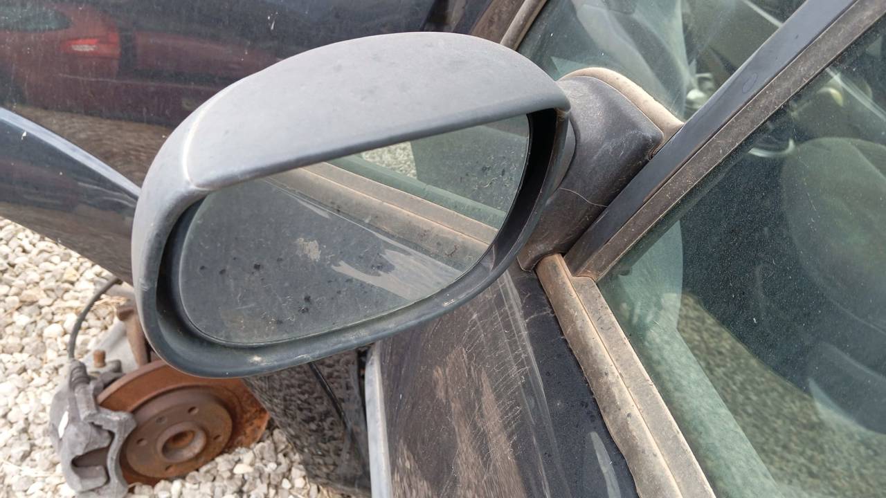 RETROVISOR IZQUIERDO