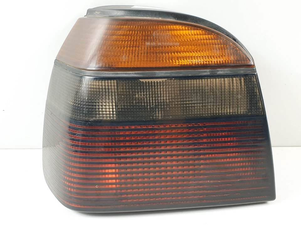 PILOTO TRASERO IZQUIERDO - 1H6945111 - VOLKSWAGEN - GOLF III BERLINA (1H1)