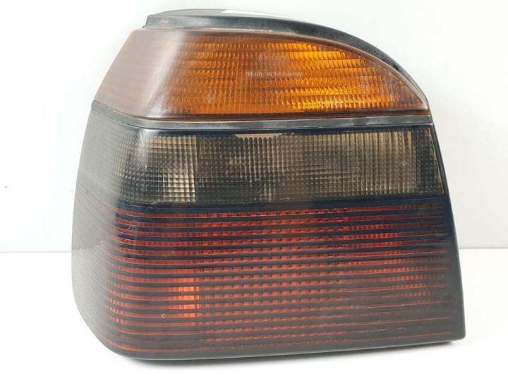 PILOTO TRASERO IZQUIERDO 1H6945111 VOLKSWAGEN GOLF III BERLINA (1H1) Autodesguaces Alicante