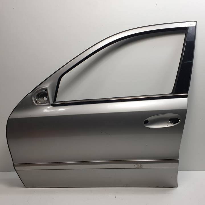 PUERTA DELANTERA IZQUIERDA MERCEDES CLASE E (W211) BERLINA Autodesguaces Alicante