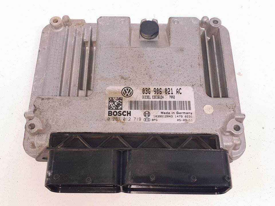 CENTRALITA MOTOR UCE - 03G906021AC - VOLKSWAGEN - PASSAT VARIANT (3C5)