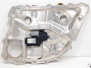 ELEVALUNAS TRASERO DERECHO 4E0959802C AUDI A8 (4E2) Autodesguaces Alicante
