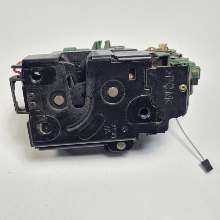 CERRADURA PUERTA DELANTERA DERECHA 3B1837016BQ SEAT IBIZA (6L1) Autodesguaces Alicante