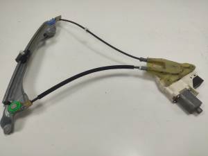 ELEVALUNAS TRASERO IZQUIERDO 827310001R RENAULT LAGUNA III Autodesguaces Alicante