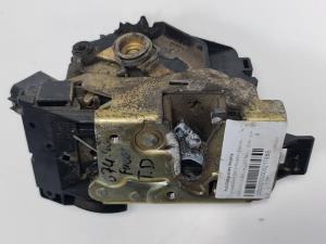 CERRADURA PUERTA TRASERA DERECHA 2M51AA264A26BB FORD FOCUS BERLINA (CAK) Autodesguaces Alicante