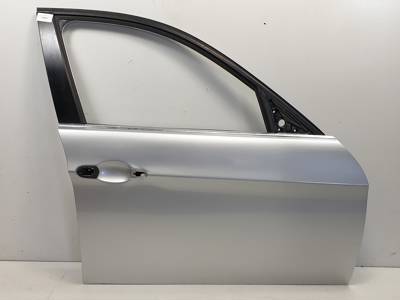 PUERTA DELANTERA DERECHA BMW SERIE 3 BERLINA (E90) Autodesguaces Alicante