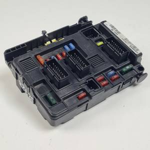 CAJA RELES / FUSIBLES 9650618580 CITROEN BERLINGO (M59) Autodesguaces Alicante
