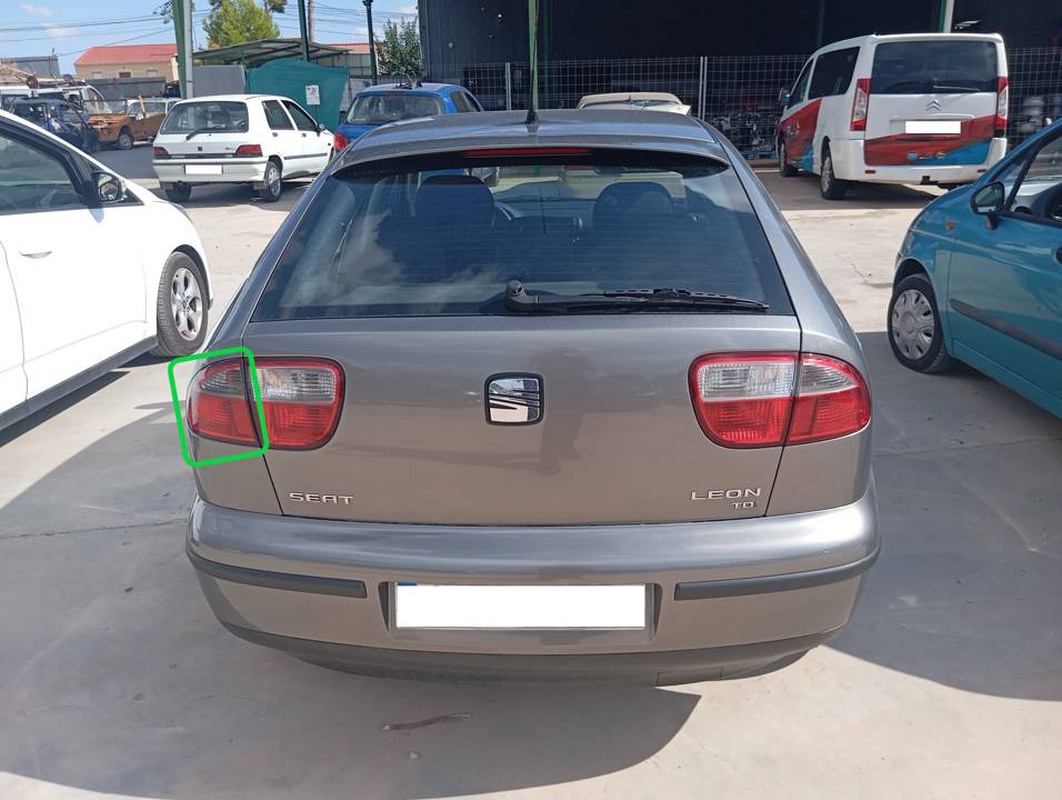 PILOTO TRASERO IZQUIERDO