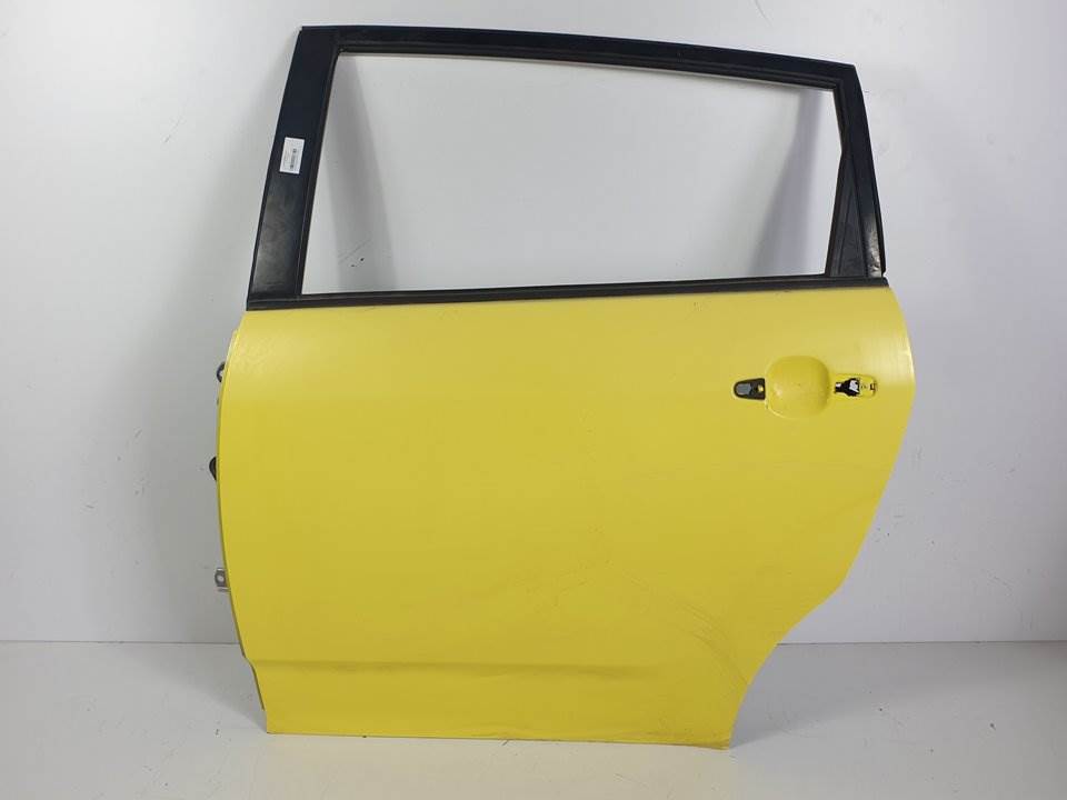 PUERTA TRASERA IZQUIERDA - TOYOTA - COROLLA VERSO (R1)