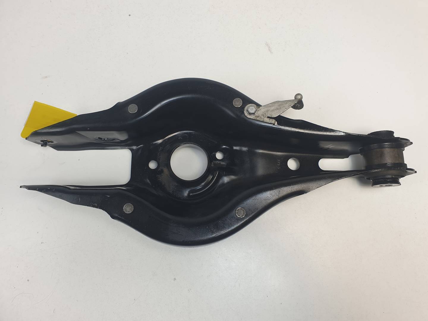 BRAZO SUSPENSION INFERIOR TRASERO IZQUIERDO - 33326972541 - BMW - SERIE 4 COUPE (F32)