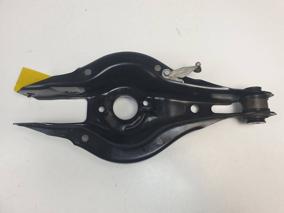 BRAZO SUSPENSION INFERIOR TRASERO IZQUIERDO 33326972541 BMW SERIE 4 COUPE (F32) Autodesguaces Alicante