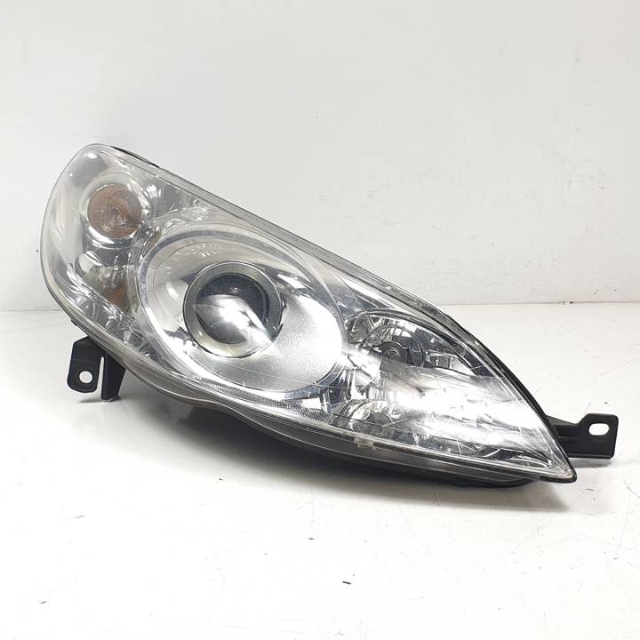 FARO DERECHO 0301213272 PEUGEOT 407 Autodesguaces Alicante