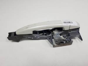 MANETA EXTERIOR TRASERA DERECHA 9684559980 PEUGEOT 3008 (T84) Autodesguaces Alicante