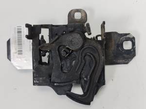 CERRADURA CAPOT 1J0823509 TATA INDICA Autodesguaces Alicante
