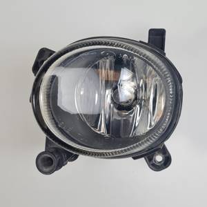 FARO ANTINIEBLA IZQUIERDO 8T0941099 VOLKSWAGEN PASSAT CC (357) Autodesguaces Alicante