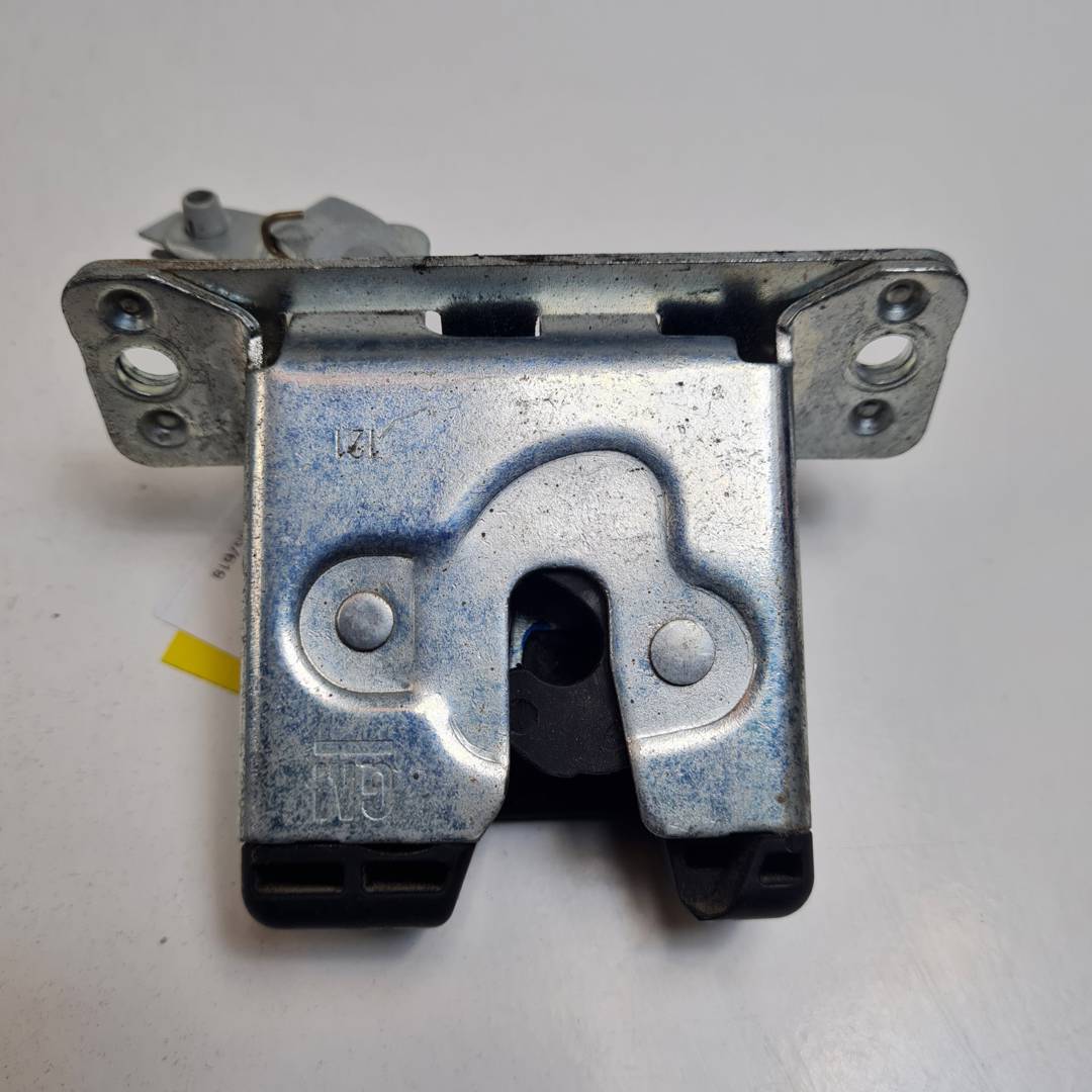 CERRADURA MALETERO / PORTON - 90534769 - OPEL - CORSA C