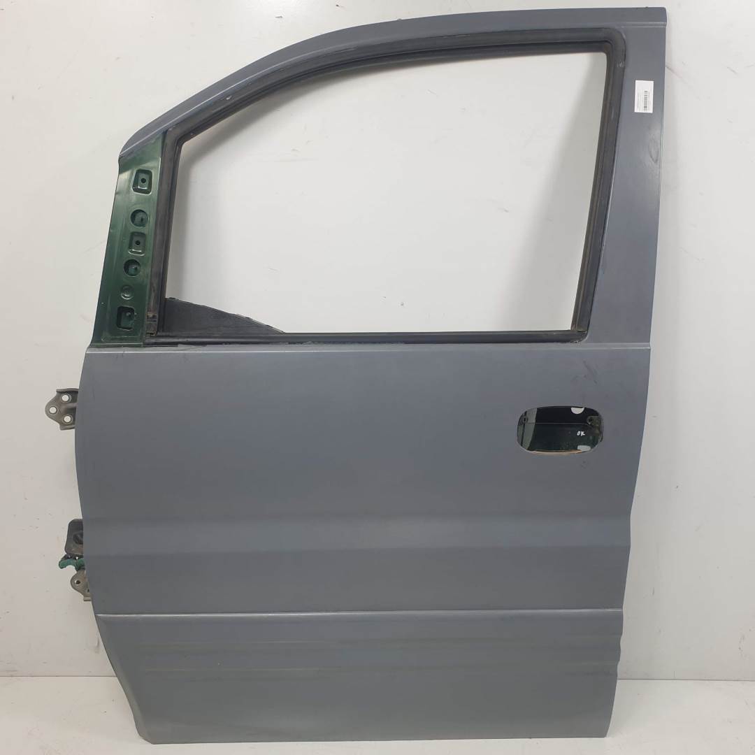 PUERTA DELANTERA IZQUIERDA - HYUNDAI - H-1