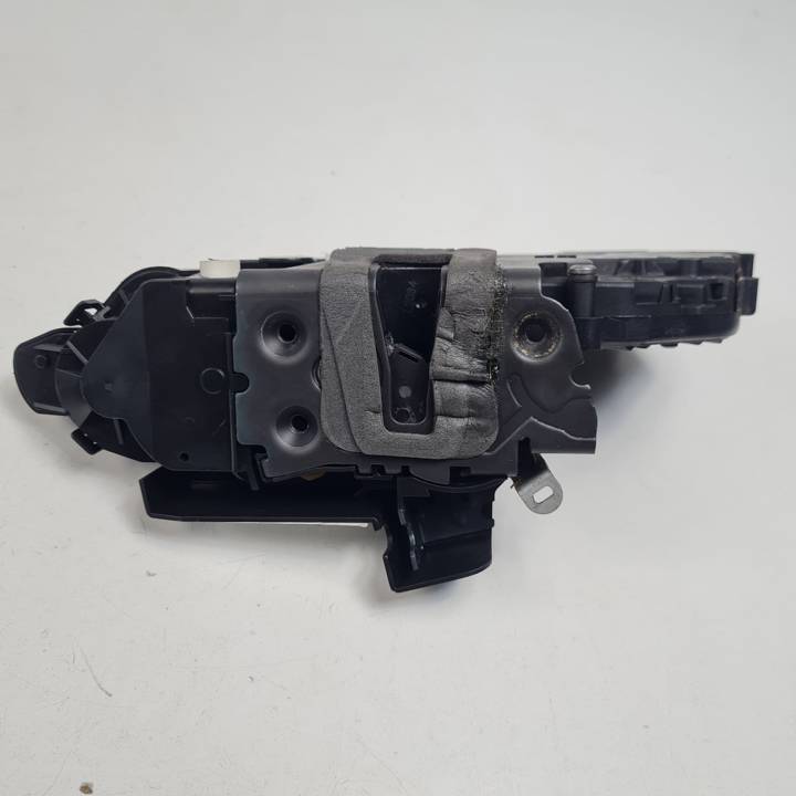 CERRADURA PUERTA TRASERA IZQUIERDA 8X2A26413AC JAGUAR XF (X250) Autodesguaces Alicante