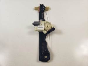 ELEVALUNAS TRASERO IZQUIERDO 9676172480 CITROEN C4 PICASSO Autodesguaces Alicante