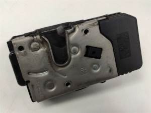 CERRADURA PUERTA DELANTERA DERECHA 8200042171 RENAULT TRAFIC CAJA CERRADA (AB 4.01) Autodesguaces Alicante