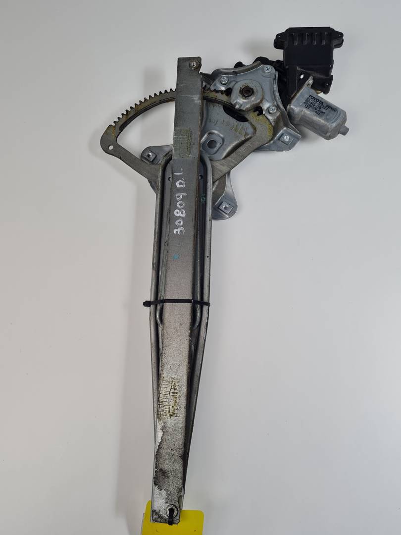 ELEVALUNAS DELANTERO IZQUIERDO - 8570202020 - TOYOTA - AURIS (E150)
