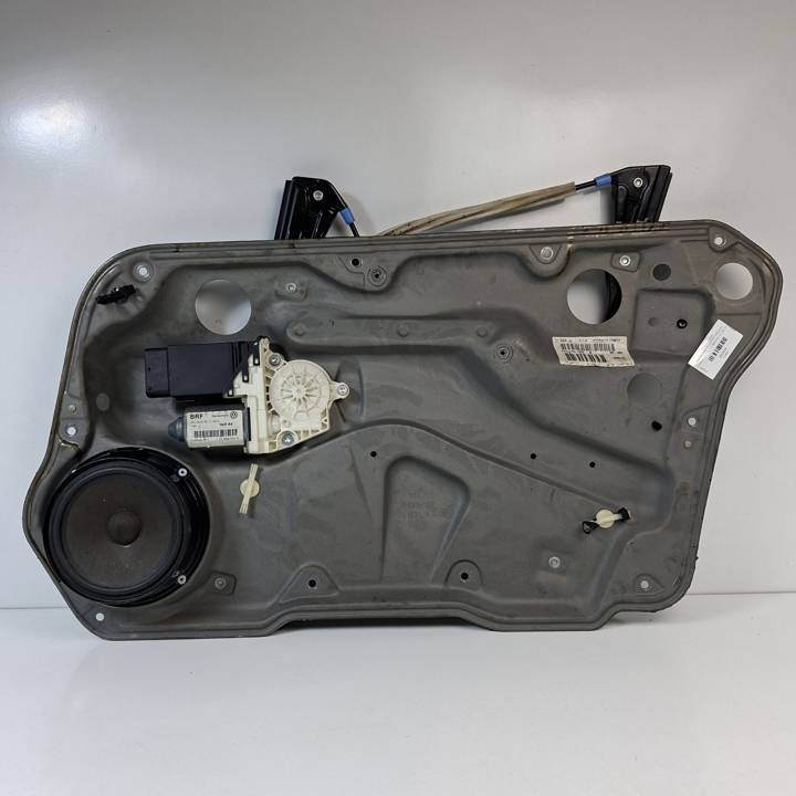 ELEVALUNAS DELANTERO DERECHO 1C1959802A VOLKSWAGEN GOLF IV BERLINA (1J1) Autodesguaces Alicante