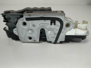CERRADURA PUERTA DELANTERA IZQUIERDA 6V1837015C SKODA YETI Autodesguaces Alicante