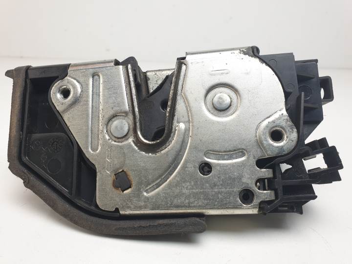 CERRADURA PUERTA TRASERA IZQUIERDA 7167075 BMW X3 (E83) Autodesguaces Alicante