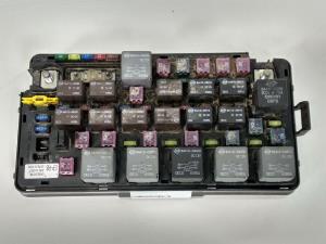 CAJA RELES / FUSIBLES AK5407 SSANGYONG KYRON Autodesguaces Alicante