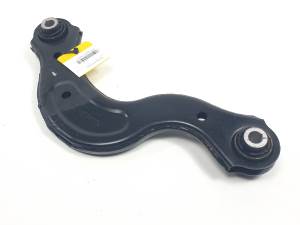 BRAZO SUSPENSION SUPERIOR TRASERO DERECHO 55120N9150 HYUNDAI TUCSON Autodesguaces Alicante