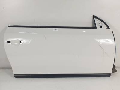 PUERTA DELANTERA DERECHA VOLKSWAGEN SCIROCCO (137) Autodesguaces Alicante