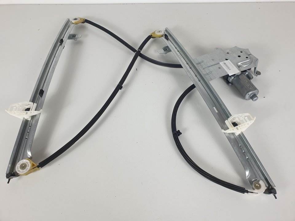 Lève-vitre avant droit - 0130821762 - CITROEN - XSARA PICASSO