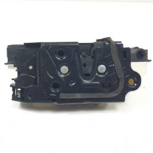 CERRADURA PUERTA DELANTERA DERECHA 5N1837016A VOLKSWAGEN SCIROCCO (137) Autodesguaces Alicante