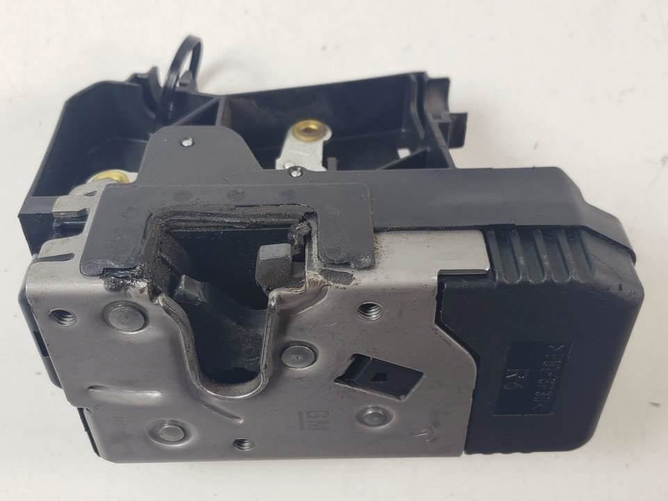 CERRADURA PUERTA DELANTERA DERECHA - 8200042171 - RENAULT - TRAFIC COMBI (AB 4.01)