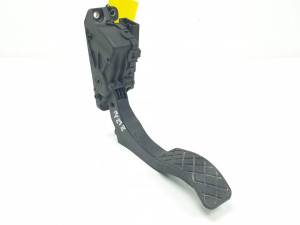 POTENCIOMETRO PEDAL 4F1721523B AUDI A6 AVANT (4F5) Autodesguaces Alicante