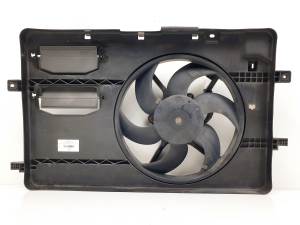 ELECTROVENTILADOR 1350A071 MITSUBISHI COLT BERLINA 3 (CZ) Autodesguaces Alicante