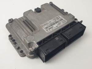 CENTRALITA MOTOR UCE 0261S09463 FORD C-MAX (CB7) Autodesguaces Alicante