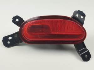 FARO ANTINIEBLA TRASERO IZQUIERDO 10571685 MG ZS Autodesguaces Alicante