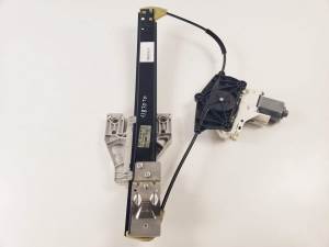 ELEVALUNAS TRASERO IZQUIERDO 8K0839461A AUDI A4 BER. (B8) Autodesguaces Alicante